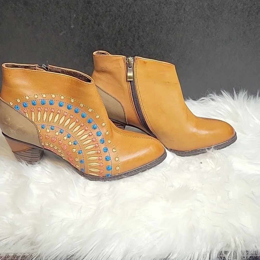L'ARTISTE SPRING‎ STEP Rhapsody Ankle Boot Size 5.5